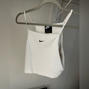 Nike tank